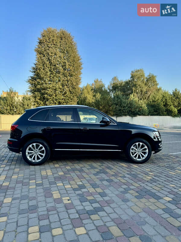 Внедорожник / Кроссовер Audi Q5 2015 в Луцке