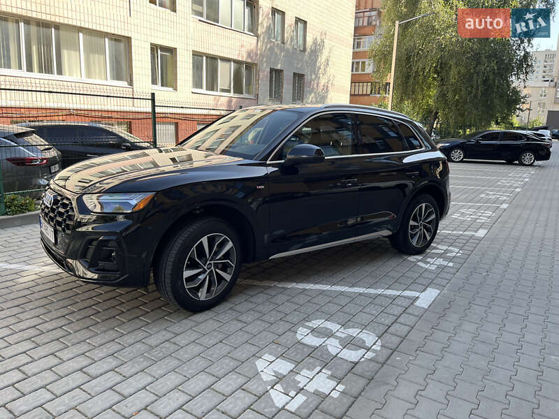 Внедорожник / Кроссовер Audi Q5 2024 в Ровно фото 3 Внедорожник / Кроссовер Audi Q5 2024 в Ровно