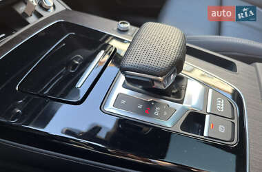 Внедорожник / Кроссовер Audi Q5 2024 в 