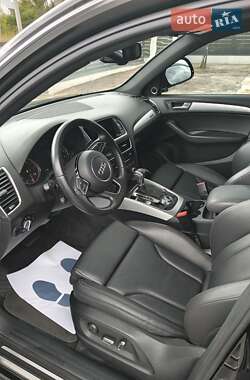 Внедорожник / Кроссовер Audi Q5 2017 в 