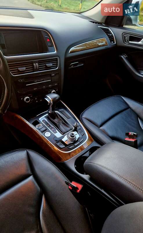 Позашляховик / Кросовер Audi Q5 2014 в Рівному