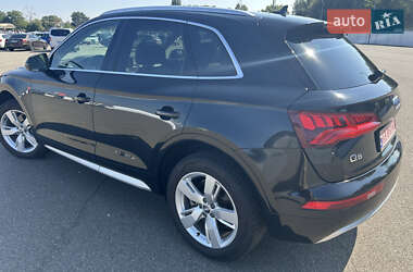 Внедорожник / Кроссовер Audi Q5 2018 в 