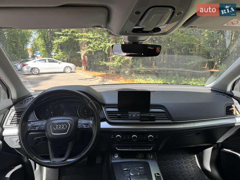 Внедорожник / Кроссовер Audi Q5 2017 в Львове фото 11 Внедорожник / Кроссовер Audi Q5 2017 в Львове