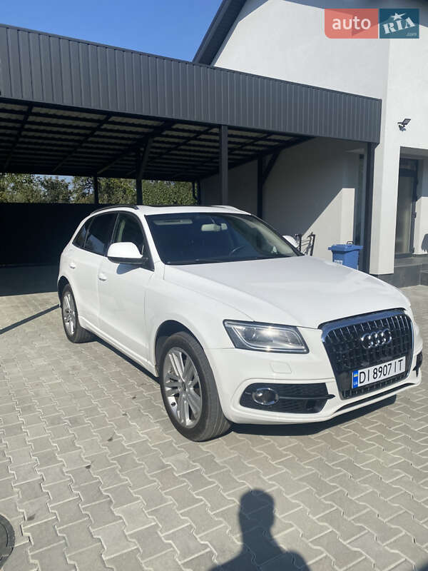 Внедорожник / Кроссовер Audi Q5 2010 в Заречье