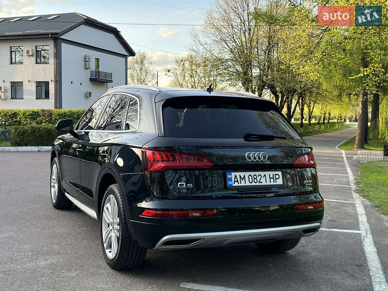 Позашляховик / Кросовер Audi Q5 2018 в Звягелі