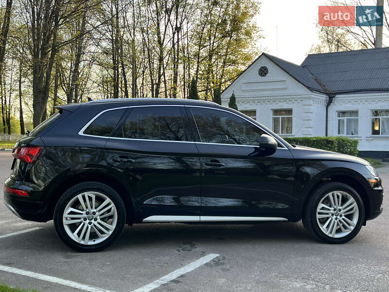 Позашляховик / Кросовер Audi Q5 2018 в Звягелі