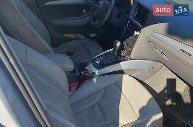 Внедорожник / Кроссовер Audi Q5 2009 в 