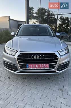 Внедорожник / Кроссовер Audi Q5 2019 в 