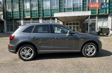 Внедорожник / Кроссовер Audi Q5 2016 в 