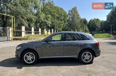 Внедорожник / Кроссовер Audi Q5 2016 в 