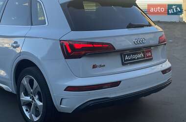 Позашляховик / Кросовер Audi Q5 2021 в 