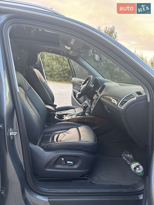 Внедорожник / Кроссовер Audi Q5 2015 в Костополе