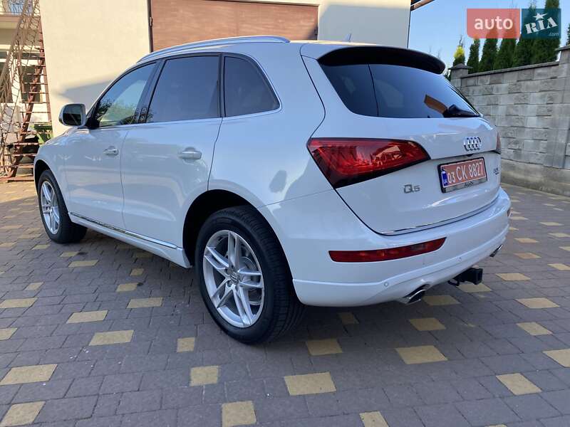 Внедорожник / Кроссовер Audi Q5 2014 в Ровно