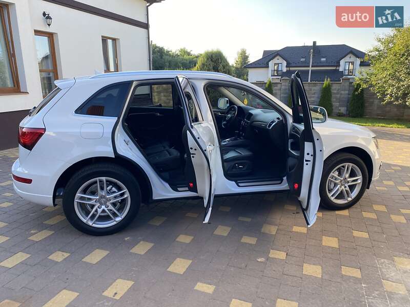 Внедорожник / Кроссовер Audi Q5 2014 в Ровно