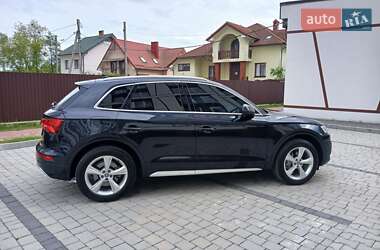 Внедорожник / Кроссовер Audi Q5 2019 в 