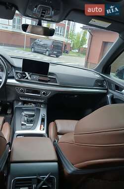 Внедорожник / Кроссовер Audi Q5 2019 в 