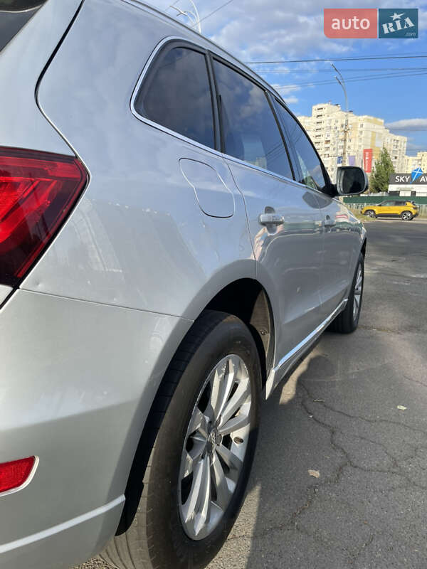 Внедорожник / Кроссовер Audi Q5 2013 в Киеве