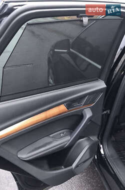 Позашляховик / Кросовер Audi Q5 2020 в 