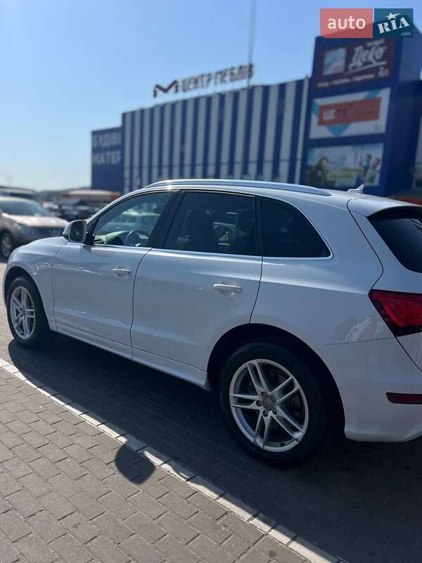 Позашляховик / Кросовер Audi Q5 2013 в Львові