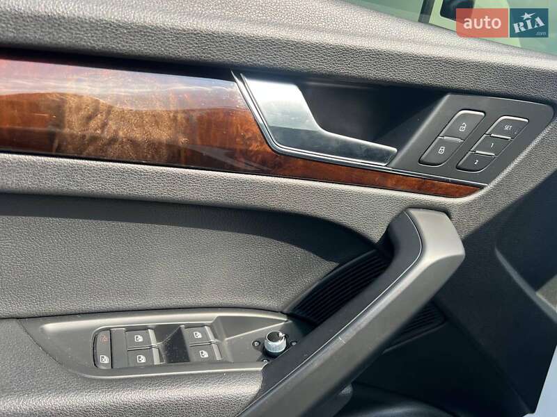 Внедорожник / Кроссовер Audi Q5 2016 в Львове фото 16 Внедорожник / Кроссовер Audi Q5 2016 в Львове