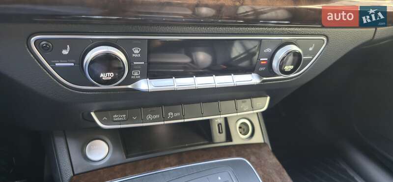 Позашляховик / Кросовер Audi Q5 2020 в Івано-Франківську