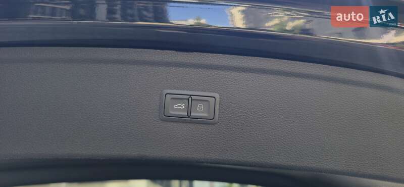 Позашляховик / Кросовер Audi Q5 2020 в Івано-Франківську