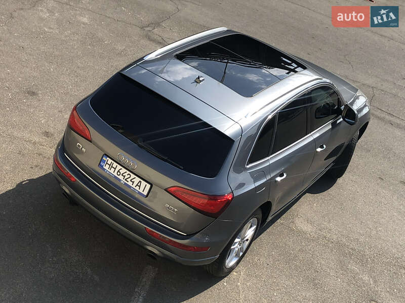 Внедорожник / Кроссовер Audi Q5 2016 в 