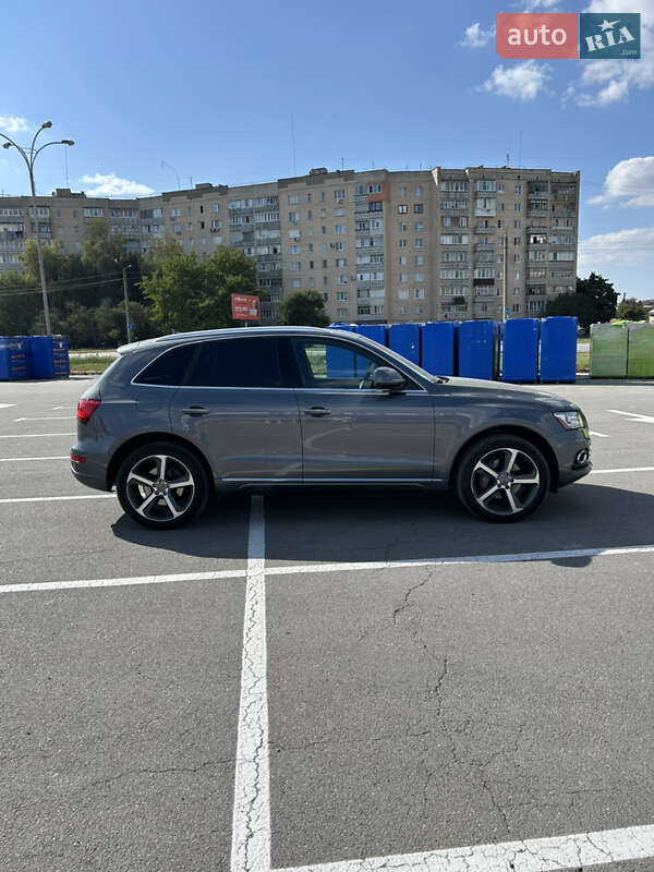 Позашляховик / Кросовер Audi Q5 2015 в Кам'янець-Подільському