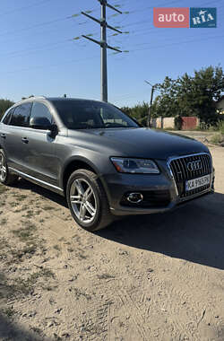 Внедорожник / Кроссовер Audi Q5 2016 в 