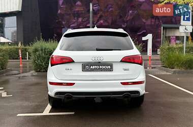Позашляховик / Кросовер Audi Q5 2016 в 