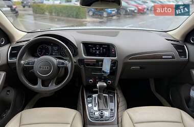 Позашляховик / Кросовер Audi Q5 2016 в 