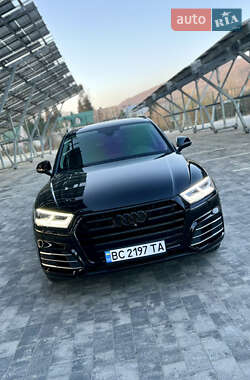 Внедорожник / Кроссовер Audi Q5 2019 в 