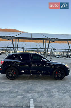 Внедорожник / Кроссовер Audi Q5 2019 в 