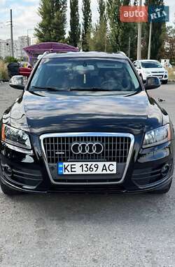 Позашляховик / Кросовер Audi Q5 2010 в 