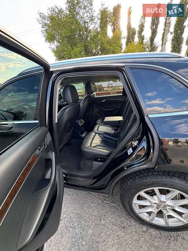 Внедорожник / Кроссовер Audi Q5 2010 в Киеве фото 12 Внедорожник / Кроссовер Audi Q5 2010 в Киеве
