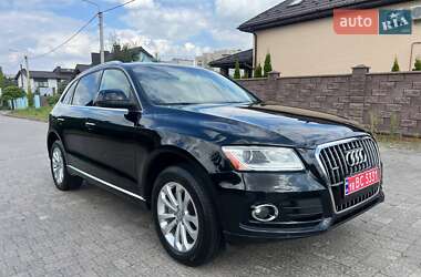 Позашляховик / Кросовер Audi Q5 2015 в Рівному