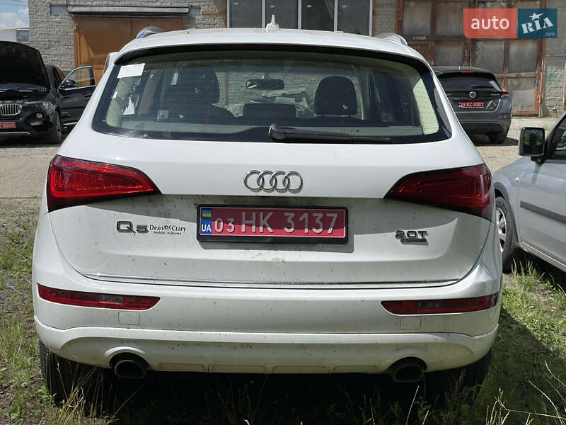 Внедорожник / Кроссовер Audi Q5 2015 в Луцке