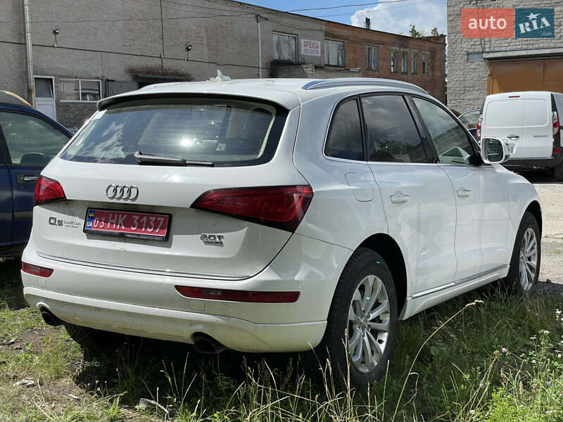 Внедорожник / Кроссовер Audi Q5 2015 в Луцке