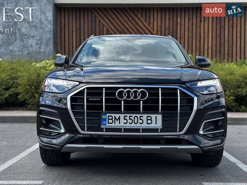 Внедорожник / Кроссовер Audi Q5 2023 в Киеве