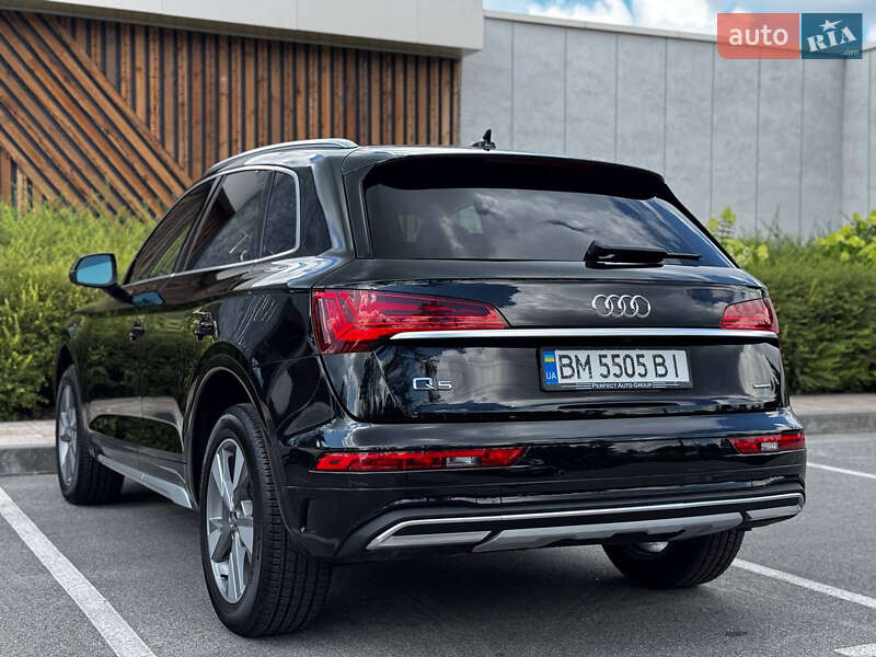 Внедорожник / Кроссовер Audi Q5 2023 в Киеве