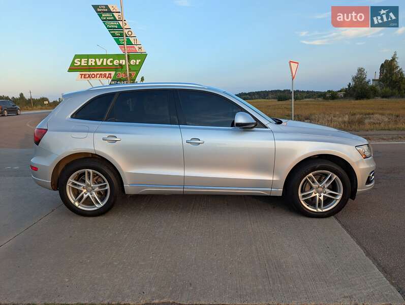 Позашляховик / Кросовер Audi Q5 2014 в Коростені