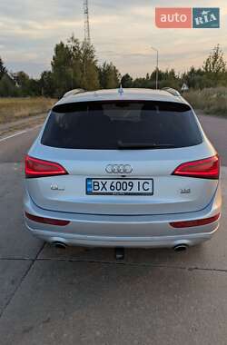 Позашляховик / Кросовер Audi Q5 2014 в 