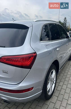 Внедорожник / Кроссовер Audi Q5 2015 в 