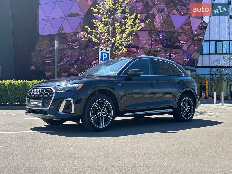 Внедорожник / Кроссовер Audi Q5 2020 в Киеве