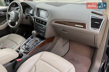 Позашляховик / Кросовер Audi Q5 2011 в 