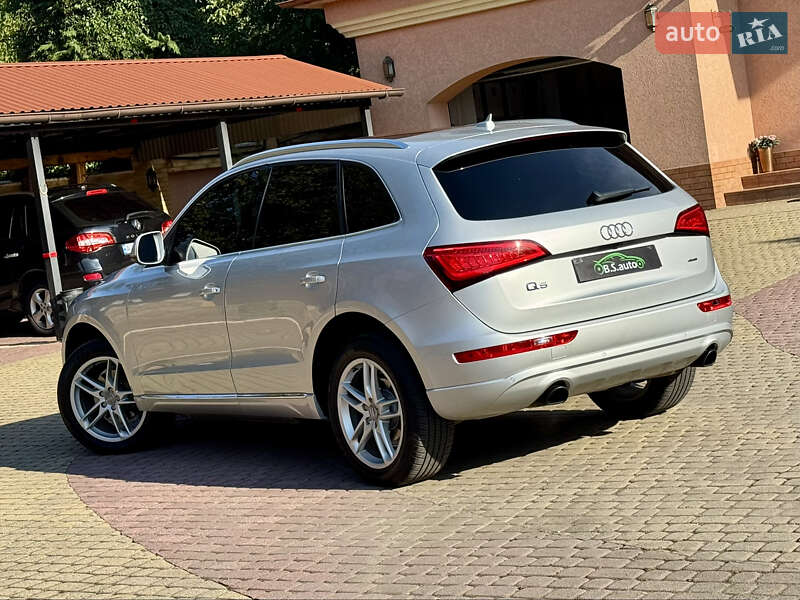 Внедорожник / Кроссовер Audi Q5 2012 в Мукачево