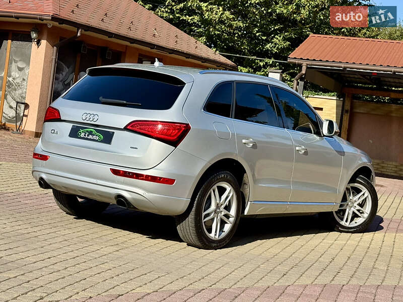 Внедорожник / Кроссовер Audi Q5 2012 в Мукачево