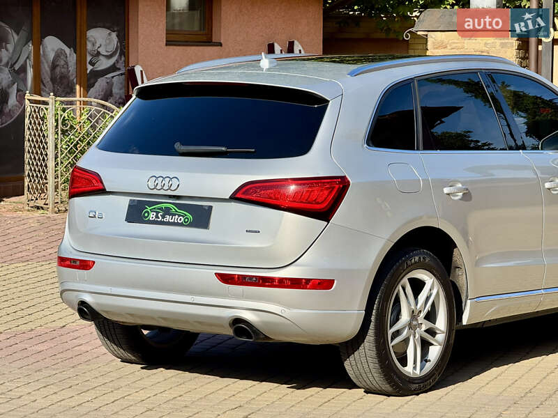 Внедорожник / Кроссовер Audi Q5 2012 в Мукачево