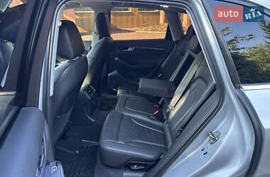 Позашляховик / Кросовер Audi Q5 2012 в 