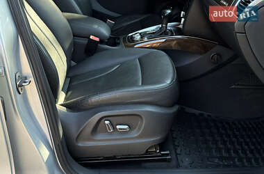 Позашляховик / Кросовер Audi Q5 2012 в 